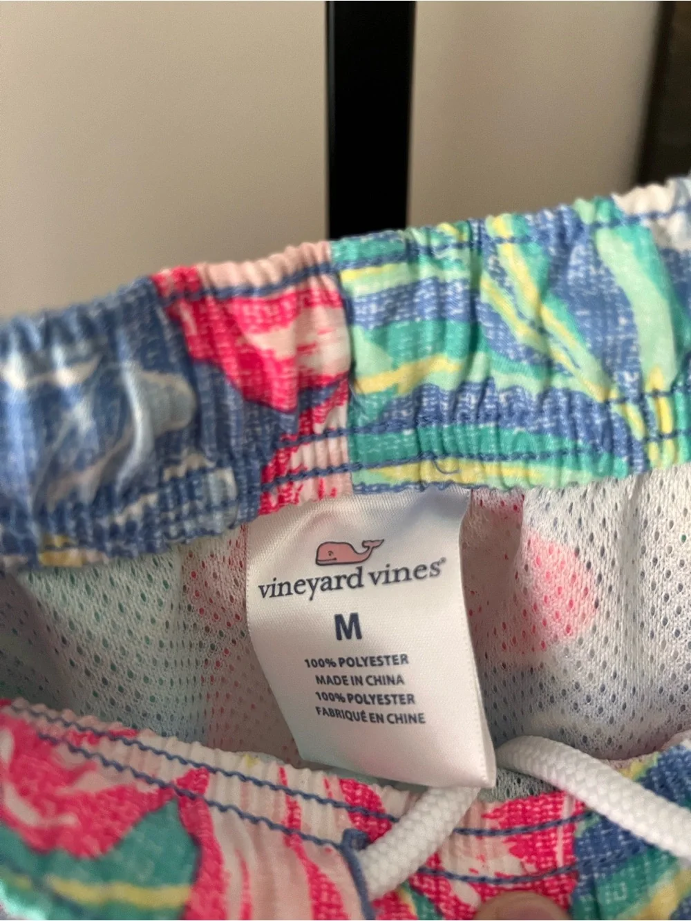 Vineyard vines Men's Floral Blue & Pink Swim Trunks